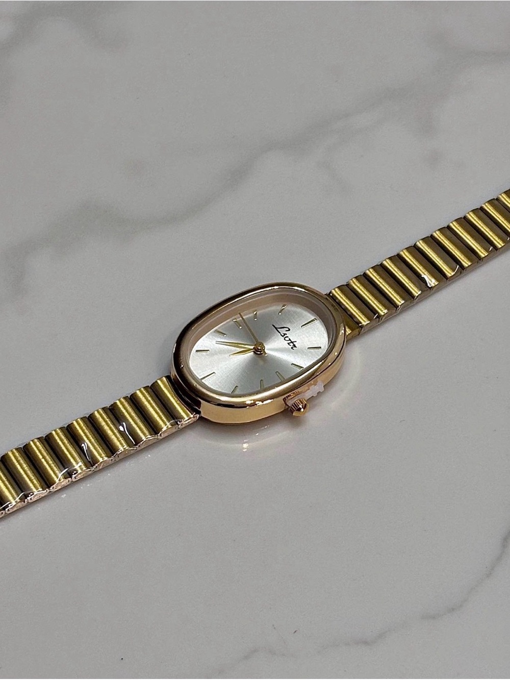 Gold Tone Oval Bracelet Watch - Classic Minimalist - Picture 1 of 3